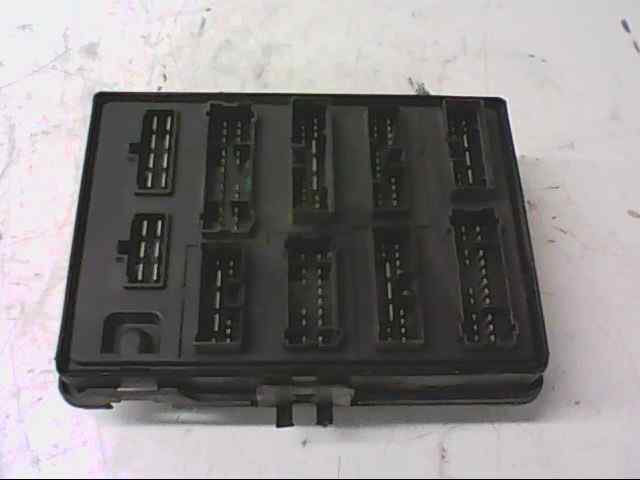 CAJA RELES / FUSIBLES KIA CARENS 1.8 LS Monovolumen