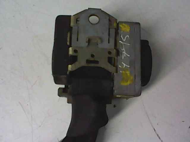 CINTURON SEGURIDAD DELANTERO DERECHO VOLKSWAGEN GOLF IV BERLINA (1J1) Básico