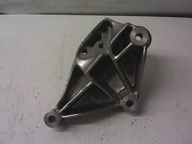 SOPORTE VOLVO V40 FAMILIAR 1.9 D+ (85kW)