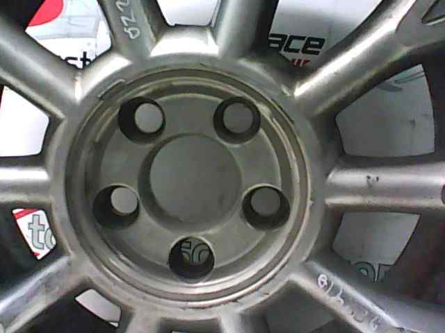 LLANTA FORD FOCUS BERLINA (CAP) Ambiente (D)