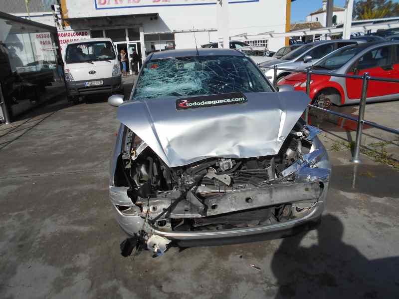 FORD FOCUS BERLINA (CAK) Ambiente Motor 1,8 Ltr. - 85 kW 16V CAT