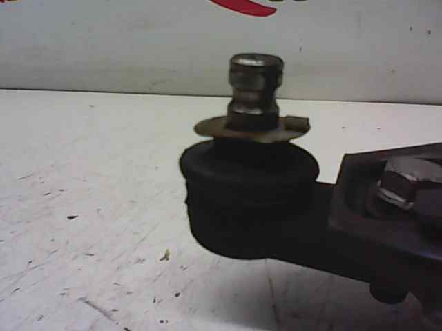 BRAZO SUSPENSION INFERIOR DELANTERO DERECHO RENAULT CLIO II FASE II (B/CB0) 1.5 dCi Diesel