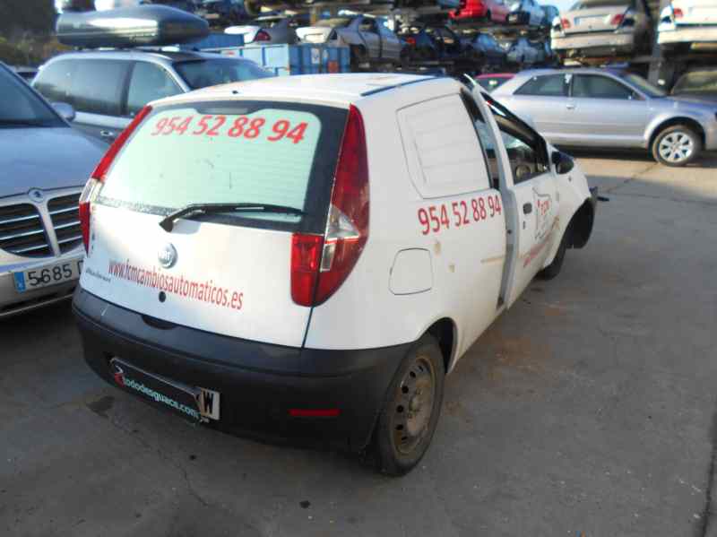 FIAT PUNTO BERLINA (188) 1.3 16V Multijet Feel Motor 1,3 Ltr. - 51 kW JTD CAT