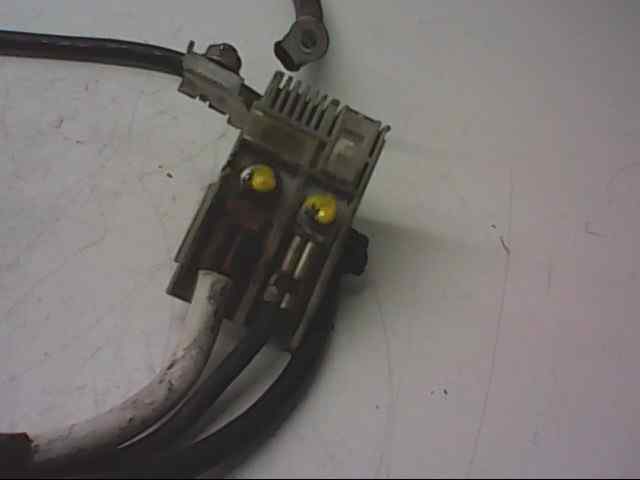 CABLE POLO POSITIVO CON BORNA MAZDA 3 LIM. (BL) 330e