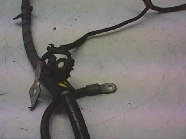 CABLE POLO POSITIVO CON BORNA MAZDA 3 LIM. (BL) 330e