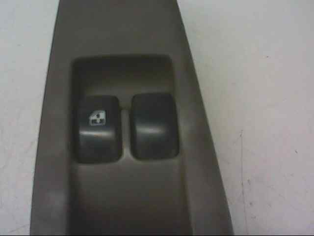 MANDO ELEVALUNAS DELANTERO DERECHO DAEWOO LACETTI SE