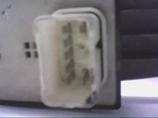 MANDO ELEVALUNAS DELANTERO DERECHO DAEWOO LACETTI SE