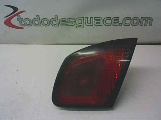 PILOTO TRASERO DERECHO INTERIOR NISSAN PRIMERA BERLINA (P11) 1.6 16V CAT