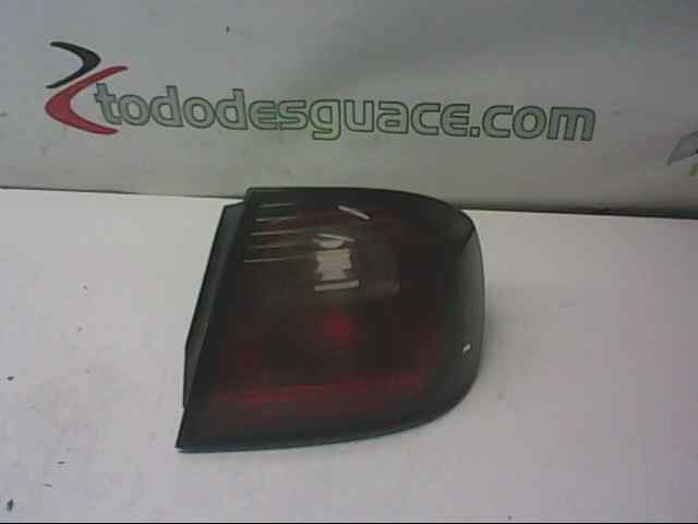 PILOTO TRASERO DERECHO NISSAN PRIMERA BERLINA (P11) 1.6 16V CAT