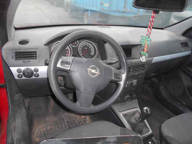 OPEL ASTRA GTC Cosmo Motor 1,7 Ltr. - 74 kW 16V CDTI