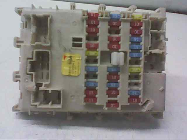 CAJA RELES / FUSIBLES NISSAN ALMERA (N16/E) Acenta