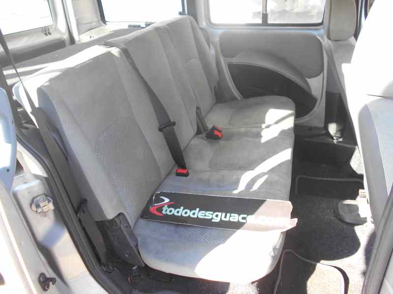 FIAT DOBLO CARGO (223) 1.9 JTD SX Furg. Panorama Motor 1,9 Ltr. - 77 kW JTD CAT