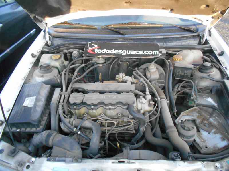 OPEL ASTRA F BERLINA Básico Motor 1,6 Ltr. - 55 kW