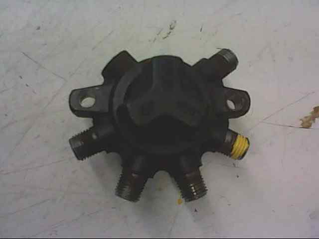 RAMPA INYECTORA RENAULT CLIO II FASE II (B/CB0) Authentique