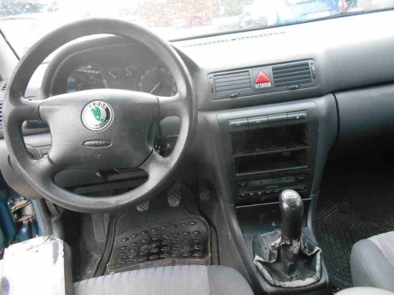 SKODA OCTAVIA BERLINA (1U2) Ambiente Motor 1,9 Ltr. - 66 kW TDI