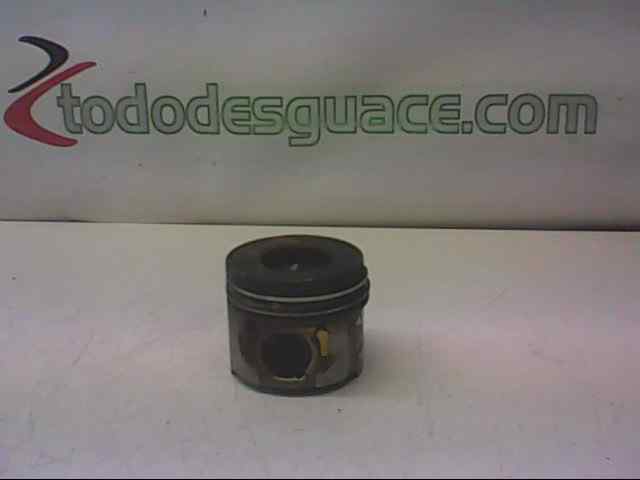 PISTON RENAULT KANGOO (F/KC0) Authentique