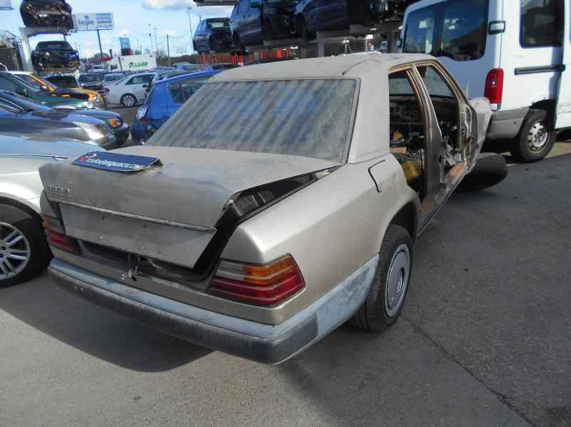 MERCEDES CLASE E (W124) BERLINA D 300 (124.130) Motor 3,0 Ltr. - 80 kW Diesel