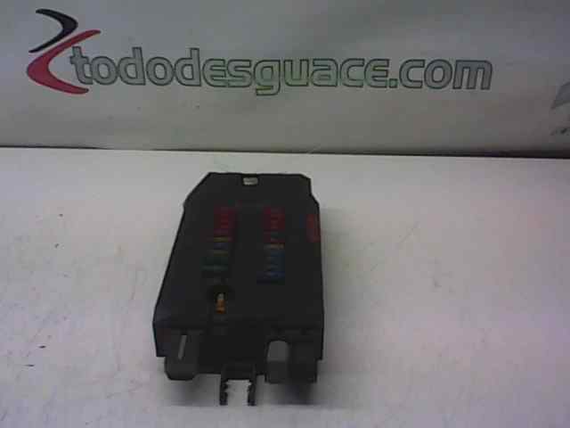 CAJA RELES / FUSIBLES MERCEDES SPRINTER 02.00 -> CAJA CERRADA, TECHO ELEVADO 2.2 CDI CAT