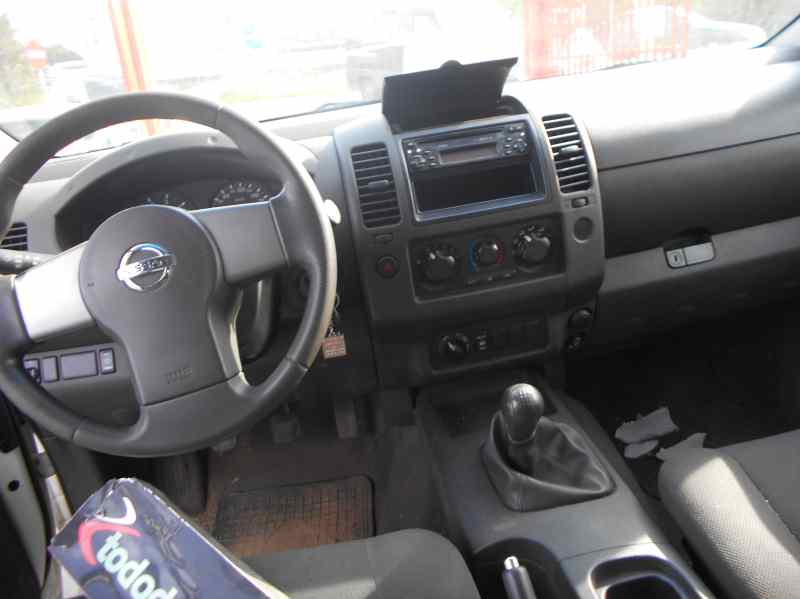 NISSAN NAVARA PICK-UP (D40M) Doble Cab LE 4X4 Motor 2,5 Ltr. - 128 kW dCi Diesel CAT