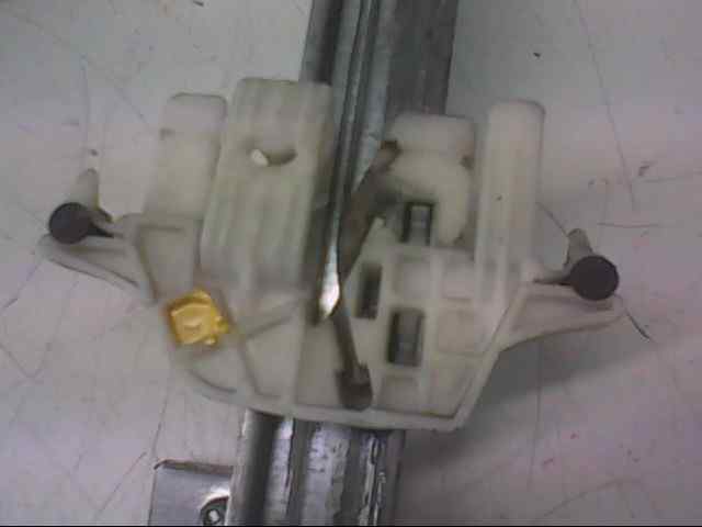 ELEVALUNAS DELANTERO IZQUIERDO PEUGEOT 806 SRDT