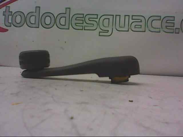 MANETA ELEVALUNAS DELANTERA IZQUIERDA DAEWOO LANOS 1.4 (75 CV) 5 velocidades