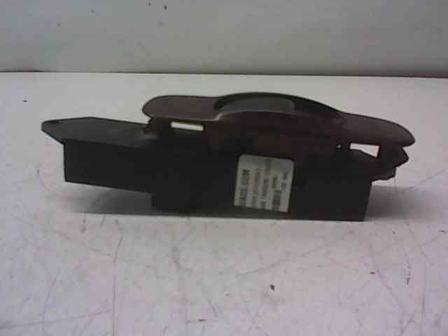 MANDO ELEVALUNAS TRASERO IZQUIERDO MITSUBISHI GALLOPER (HYUNDAI) *