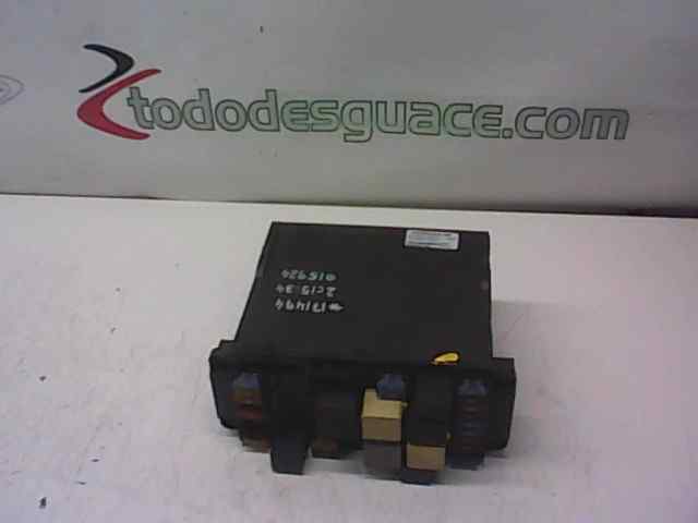 CAJA RELES / FUSIBLES MERCEDES CLASE C (W203) FAMILIAR C 230 T Compressor   (203.208)