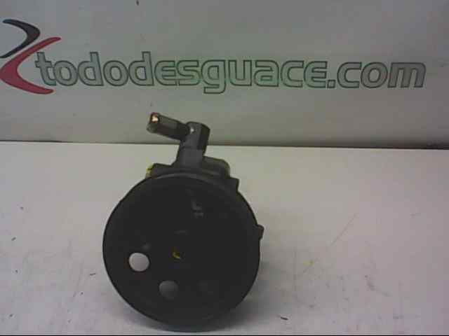 BOMBA DIRECCION FORD FOCUS BERLINA (CAK) *