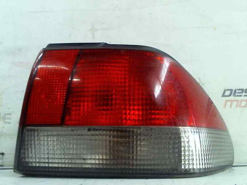 PILOTO TRASERO DERECHO SAAB 900 BERLINA