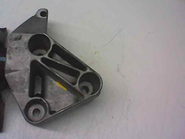 SOPORTE MOTOR SUPERIOR DERECHO RENAULT SCENIC II 1.5 dCi D (82 CV) 5 velocidades