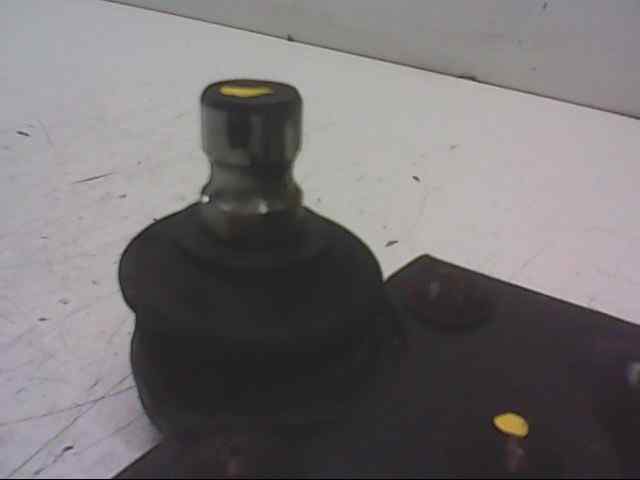 BRAZO SUSPENSION INFERIOR DELANTERO IZQUIERDO FORD MONDEO BERLINA/FAMILIAR (FD) 1.8 16V (112 CV) 5 velocidades