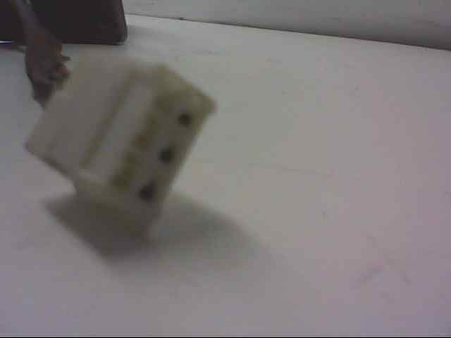 RETROVISOR IZQUIERDO ELECTRICO TOYOTA PICNIC (M10) 2.2 TD