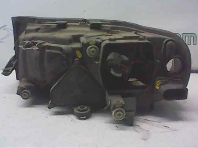 FARO DERECHO SKODA SUPERB (3U4) Classic