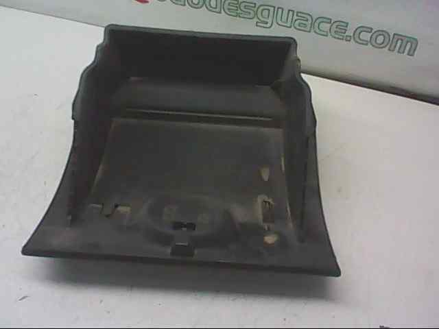 GUANTERA FORD FUSION (CBK) Ambiente