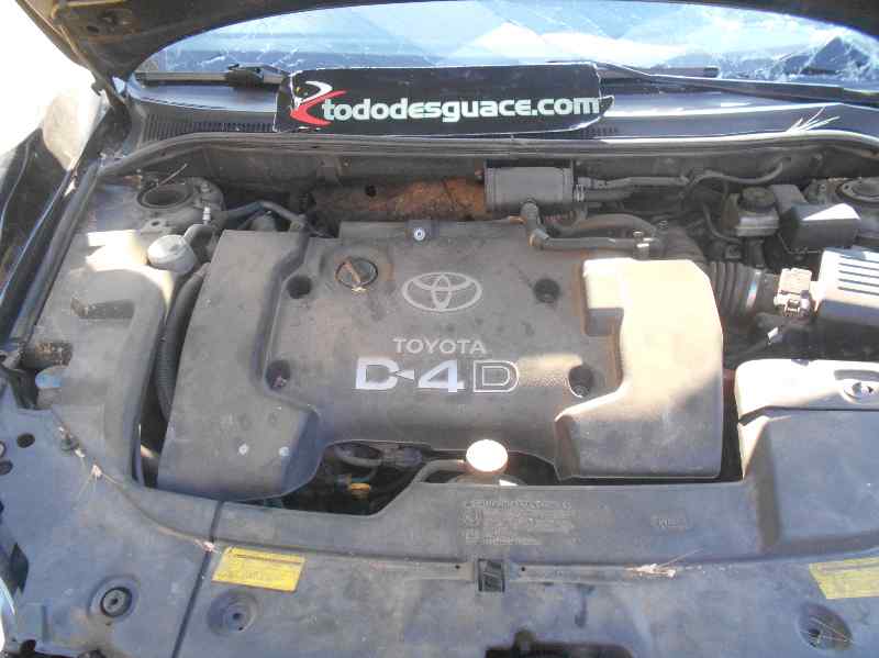 TOYOTA AVENSIS BERLINA (T25) 2.0 D4-D Executive Sedán (4-ptas) Motor 2,0 Ltr. - 93 kW Turbodiesel CAT