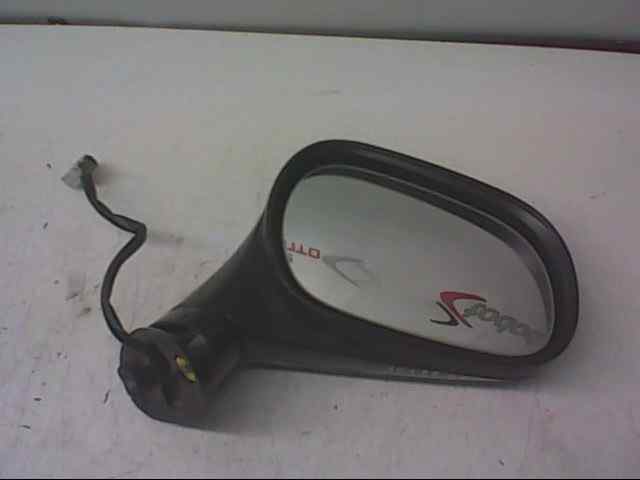 RETROVISOR DERECHO ELECTRICO MITSUBISHI CARISMA BERLINA 5 (DA0)1995->) 1800 GLS climatizado