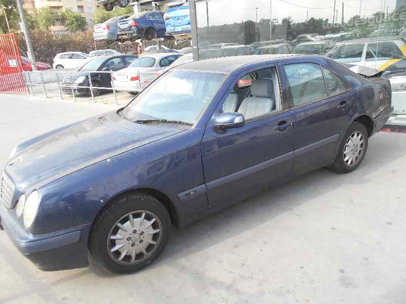 MERCEDES CLASE E (W210) BERLINA DIESEL 220 CDI (210.006) Motor 2,2 Ltr. - 105 kW CDI CAT