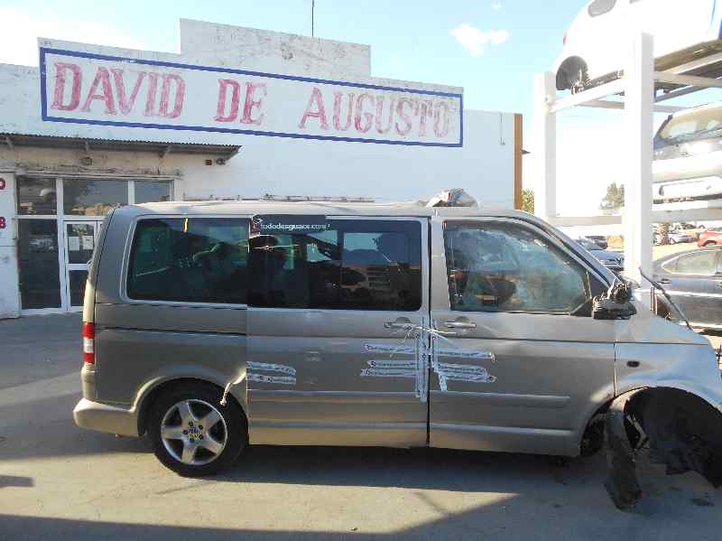 VOLKSWAGEN T5 TRANSPORTER/FURGONETA Kasten CoolProfi Motor 2,5 Ltr. - 96 kW TDI