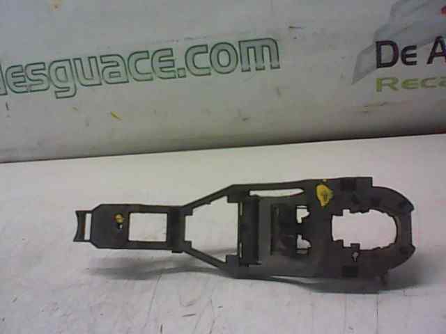 SOPORTE MANETA EXTERIOR TRASERA IZQUIERDA VOLKSWAGEN GOLF IV BERLINA (1J1) Advance