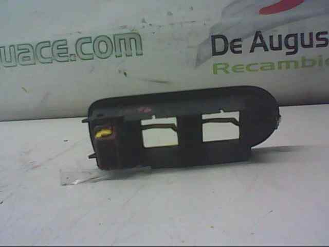 MANDO ELEVALUNAS DELANTERO IZQUIERDO RENAULT MEGANE II BERLINA 5P Authentique
