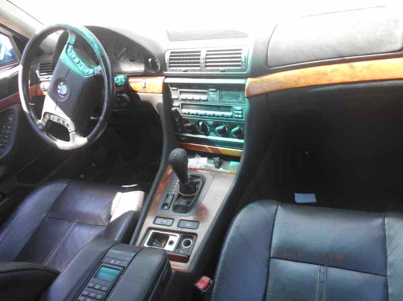 BMW SERIE 7 (E38) 730i Motor 3,0 Ltr. - 160 kW V8 CAT