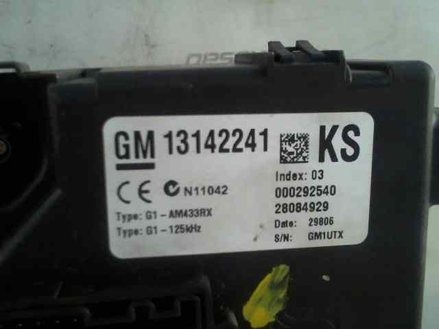 CAJA RELES / FUSIBLES OPEL CORSA D CATCH ME