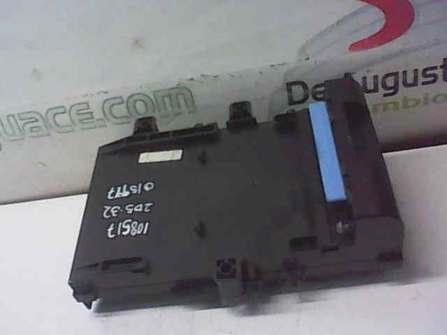 CAJA RELES / FUSIBLES CHRYSLER VOYAGER (GS) 2.5 TD Family