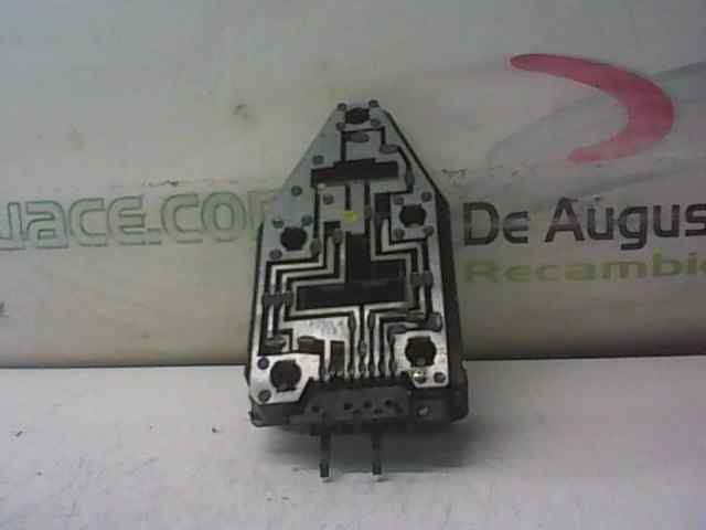 PORTALAMPARAS TRASERO IZQUIERDO PEUGEOT 405 BERLINA
