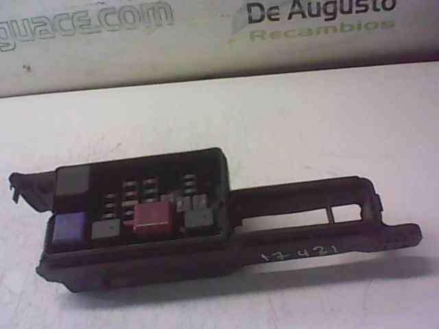 CAJA RELES / FUSIBLES TOYOTA AVENSIS BERLINA (T 22) 2.0 D4-D Luna (4-ptas.)