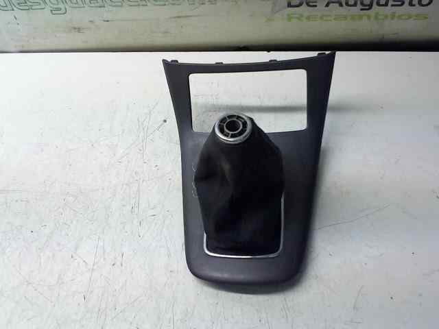 GUARNECIDOS PALANCA CAMBIO TOYOTA AVENSIS BERLINA (T25) *