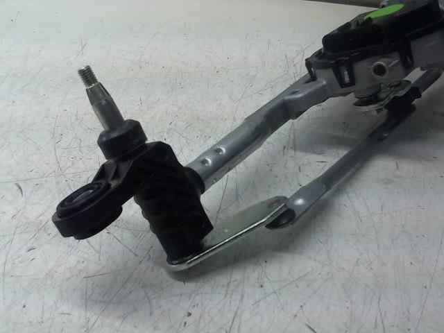 MOTOR LIMPIA DELANTERO FIAT RECAMBIO ORIGINAL .