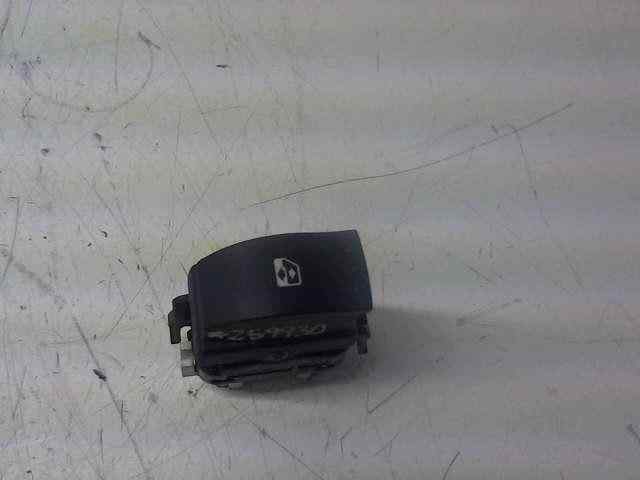 MANDO ELEVALUNAS DELANTERO DERECHO RENAULT CLIO II FASE II (B/CB0) Authentique