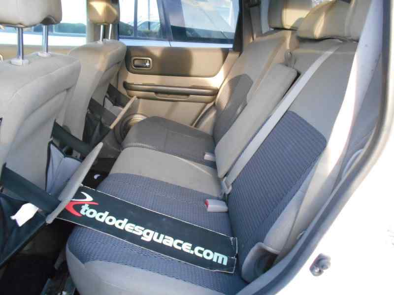 NISSAN X-TRAIL (T30) Elegance Motor 2,5 Ltr. - 121 kW CAT