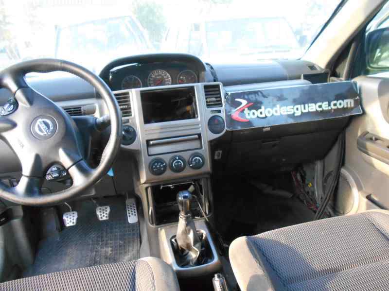 NISSAN X-TRAIL (T30) Elegance Motor 2,5 Ltr. - 121 kW CAT